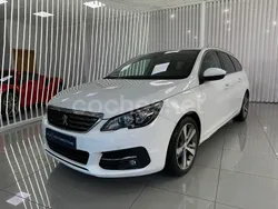 Blanco Usado 2021 Peugeot 308 Allure Familiar | 11.990 € (Un poco caro)