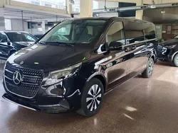 Negro Usado 2025 Mercedes V250 Avantgarde Monovolumen | 61.136 € (Buen precio)