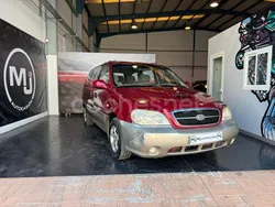 Granate Usado 2004 Kia Carnival EX Monovolumen | 3999 € (Precio justo)