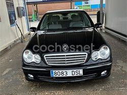 Negro Usado 2005 Mercedes C230 Elegance Berlina | 5500 €