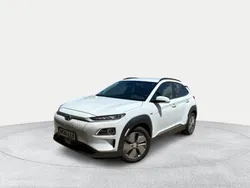 Chalk white Usado 2020 Hyundai Kona SUV | 25.900 € (Caro)