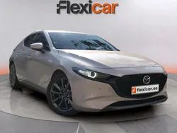 Beige Usado 2022 Mazda 3 Berlina | 21.190 € (Precio justo)