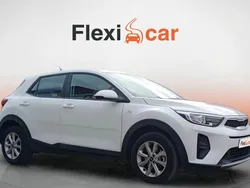 Blanco Usado 2022 Kia Stonic SUV | 11.890 € (Super precio)