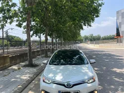 Blanco Usado 2016 Toyota Auris Hybrid Advance Familiar | 13.500 € (Precio justo)