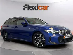 Azul Usado 2024 BMW 320e Familiar | 40.490 € (Precio justo)