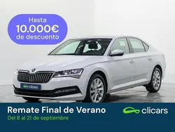 Blanco Usado 2022 Skoda Superb Ambition Berlina | 19.990 € (Precio justo)