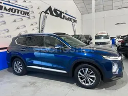 Azul Usado 2020 Hyundai Santa Fe Style SUV | 25.900 € (Un poco caro)