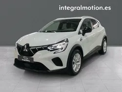 Blanco Usado 2024 Mitsubishi ASX Motion SUV | 21.900 € (Precio justo)