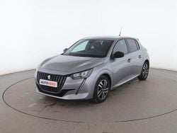 Gris Usado 2023 Peugeot 208 Allure Utilitario | 15.999 € (Precio justo)