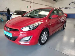 Rojo Usado 2013 Hyundai i30 Utilitario | 7600 € (Un poco caro)