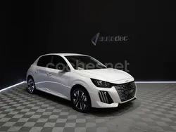 Blanco Nuevo 2024 Peugeot 208 Allure Utilitario | 19.900 € (Precio justo)