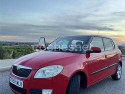 Rojo Usado 2008 Skoda Fabia Comfort Berlina | 3000 € (Precio justo)