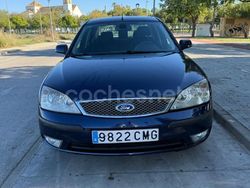 Negro Usado 2004 Ford Mondeo Ambiente Berlina | 2399 € (Precio justo)