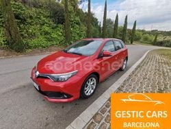 Granate Usado 2016 Toyota Auris Active Berlina | 12.990 € (Precio justo)
