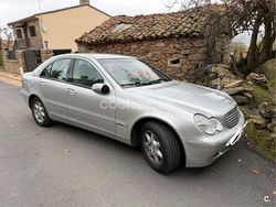 Gris / plata Usado 2001 Mercedes C200 Elegance Berlina | 4300 € (Precio justo)