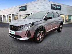 Gris / plata Usado 2022 Peugeot 3008 Allure SUV | 21.390 € (Un poco caro)