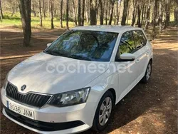 Blanco Usado 2016 Skoda Fabia Ambition Berlina | 7000 € (Buen precio)