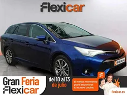 Azul Usado 2015 Toyota Avensis Advance Familiar | 11.490 € (Precio justo)