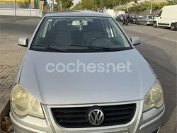 Gris / plata Usado 2002 VW Polo Highline Berlina | 3500 € (Un poco caro)
