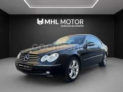 Negro Usado 2004 Mercedes CLK320 Avantgarde Coupe | 8980 € (Precio justo)