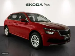 Rojo Usado 2024 Skoda Kamiq Selection SUV | 21.400 € (Precio justo)