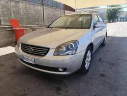 Gris Usado 2007 Kia Magentis Active Berlina | 4990 €
