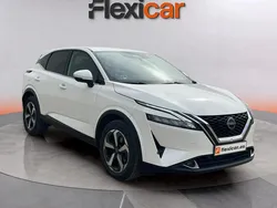 Blanco Usado 2023 Nissan Qashqai Acenta SUV | 21.490 € (Precio justo)