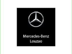 Blanco Usado 2024 Mercedes A200 AMG line Berlina | 37.900 € (Precio justo)