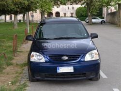 Azul Usado 2006 Kia Carens LX Monovolumen | 3200 €