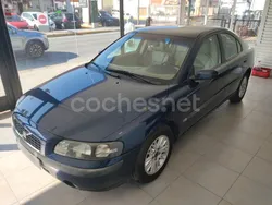 Azul Usado 2004 Volvo S60 Momentum Berlina | 3900 € (Un poco caro)