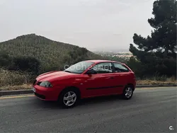 Rojo Usado 2003 Seat Ibiza Stella Berlina | 1949 € (Buen precio)