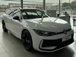 Blanco Nuevo 2024 VW Passat R-line Familiar | 48.249 €