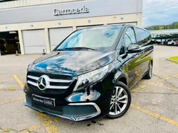 Negro Usado 2023 Mercedes V250 Avantgarde Monovolumen | 72.500 €