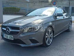 Gris / plata Usado 2015 Mercedes CLA200 Urban Berlina | 17.100 € (Precio justo)