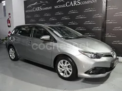 Toyota Auris Hybrid