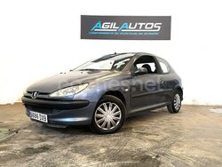 Gris / plata Usado 2006 Peugeot 206 Berlina | 2990 € (Precio justo)
