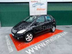 Negro Usado 2011 Mercedes A180 Elegance Monovolumen | 9990 € (Un poco caro)