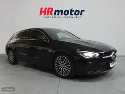 Negro Usado 2022 Mercedes CLA180 Shooting Brake Business Familiar | 26.950 € (Precio justo)