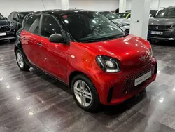 Rojo Usado 2021 Smart ForFour Utilitario | 10.499 € (Precio justo)