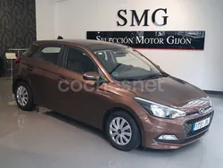 Marrón Usado 2016 Hyundai i20 Berlina | 8900 € (Precio justo)