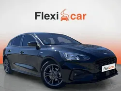 Negro Usado 2021 Ford Focus Active Berlina | 15.390 € (Precio justo)