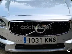 Gris / plata Usado 2018 Volvo V90 CC Familiar | 30.900 €