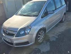 Gris / plata Usado 2006 Opel Zafira Essentia Monovolumen | 3490 € (Buen precio)