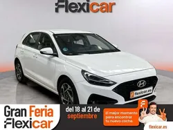 Blanco Usado 2024 Hyundai i30 Berlina | 18.490 € (Precio justo)