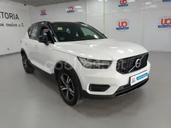 Blanco Usado 2019 Volvo XC40 R-Design SUV | 32.900 €