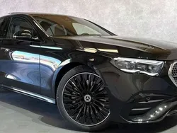 Negro Nuevo 2024 Mercedes E200 Berlina | 86.900 €