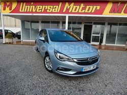 Gris / plata Usado 2017 Opel Astra Business Berlina | 11.490 € (Precio justo)