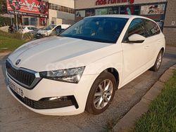 Blanco Usado 2021 Skoda Scala Ambition Utilitario | 10.750 € (Precio justo)