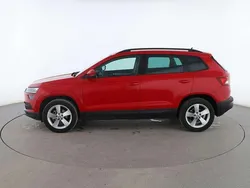 Rojo Usado 2018 Skoda Karoq Ambition SUV | 15.599 € (Buen precio)