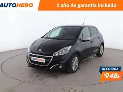 Azul Usado 2018 Peugeot 208 Allure Utilitario | 8999 € (Precio justo)